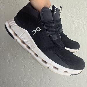 Women On Running Cloud US 9 Black Cloudnova Shoe